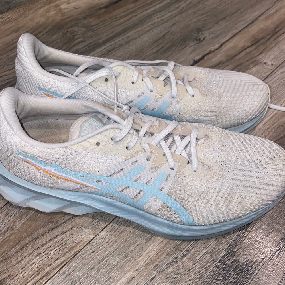 ASICS size 9.5